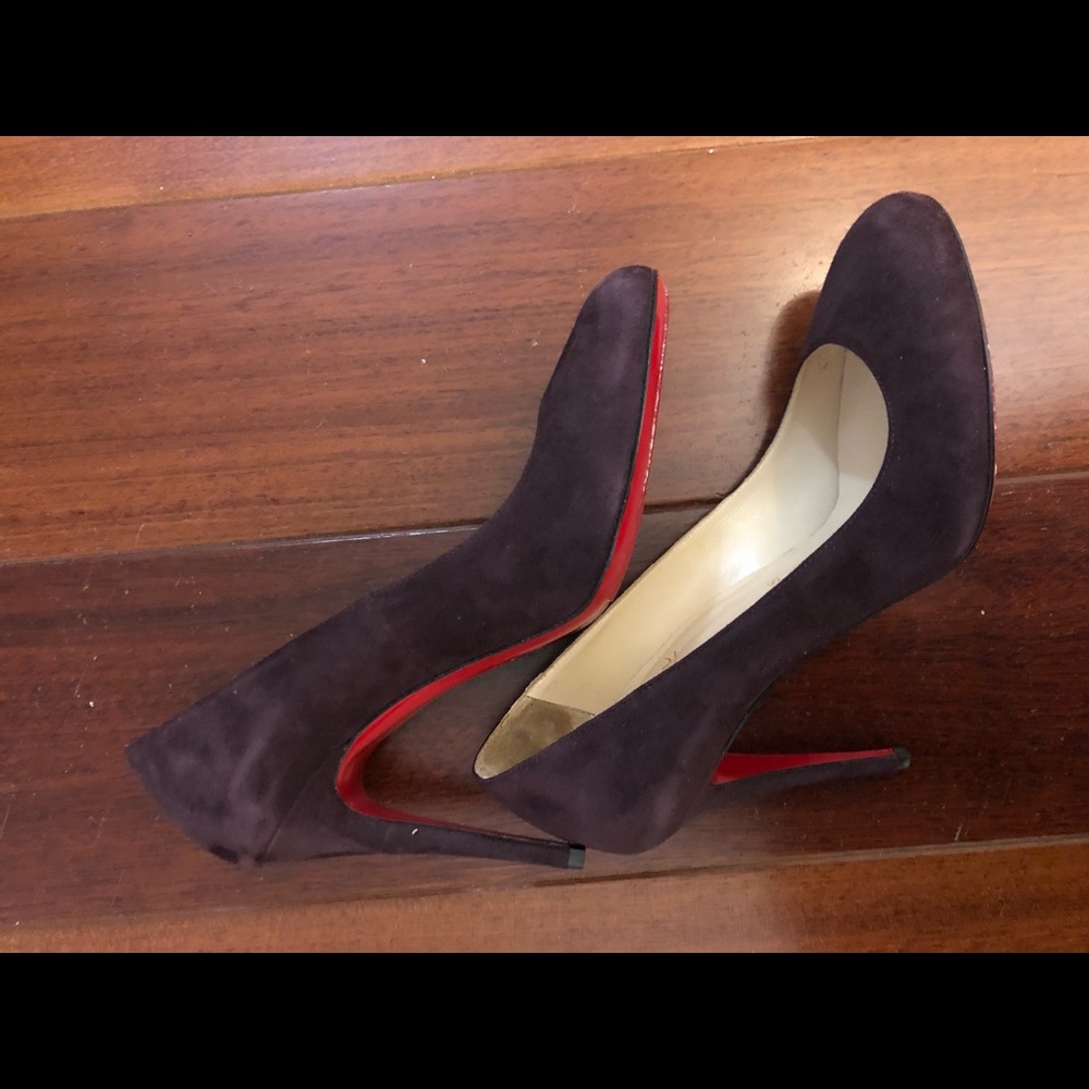 Christian Louboutin Fifi100 Purple Aubergine Suede Heels